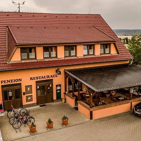 Penzion S Restauraci Na Furhaple Šakvice Zewnętrze zdjęcie