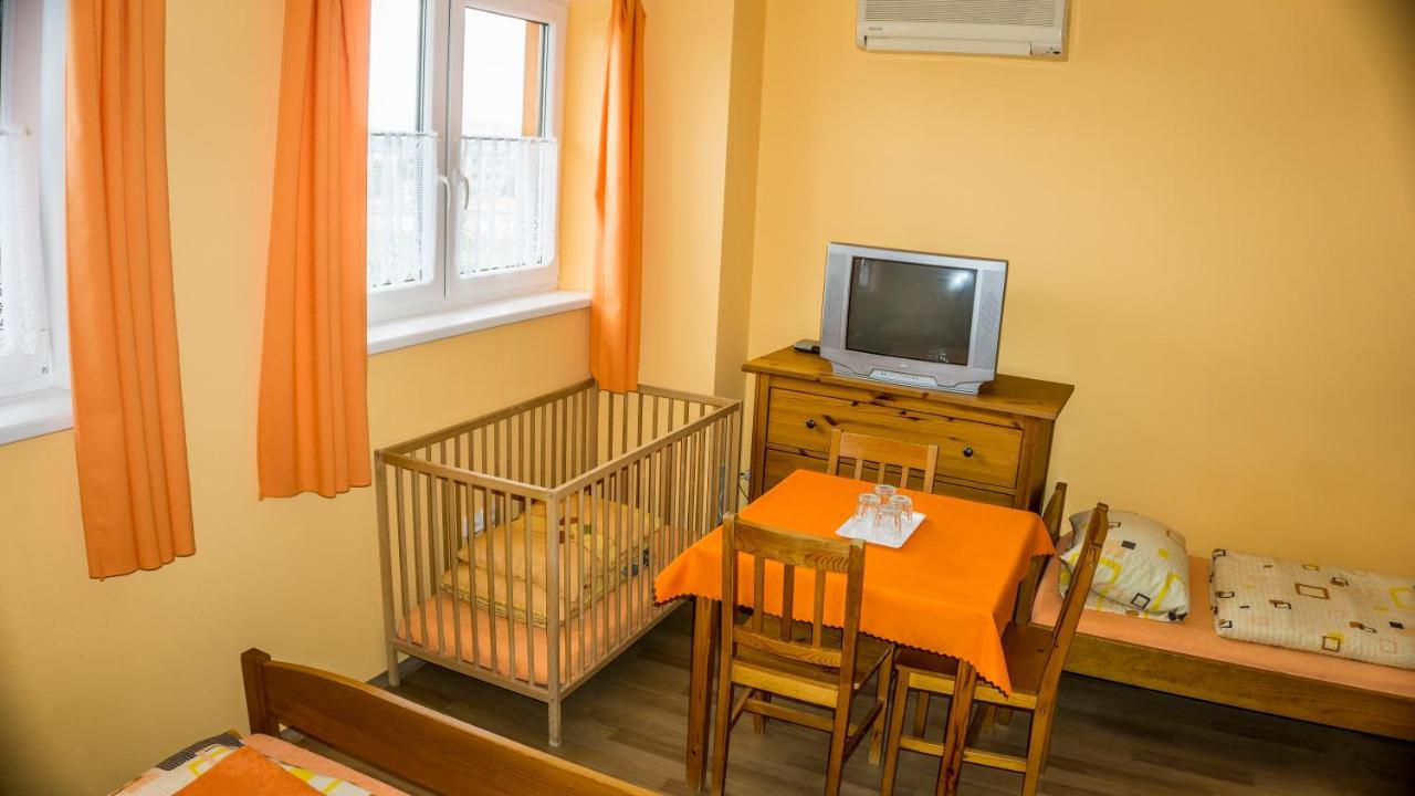 Penzion S Restauraci Na Furhaple Šakvice Zewnętrze zdjęcie